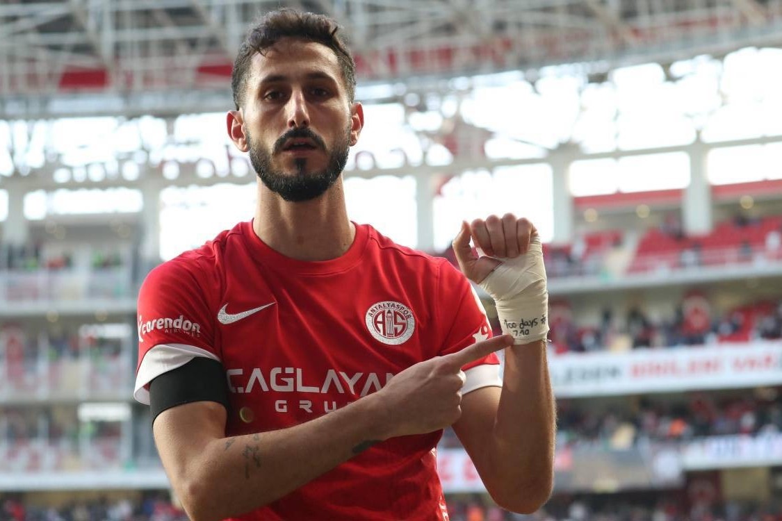 Türkiyə israilli futbolçunu deportasiya edib