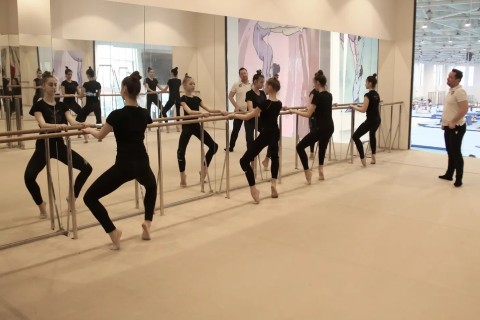 Serbian gymnasts in Baku - PHOTO