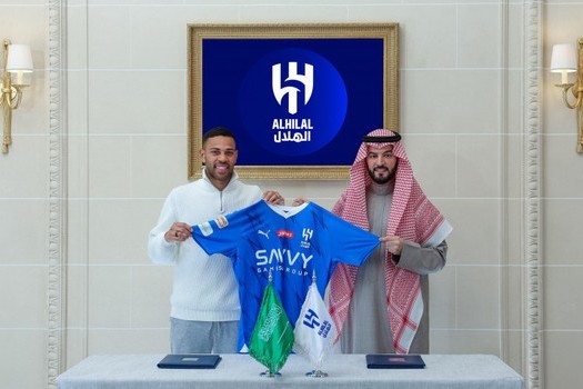 25 yaşlı futbolçu “Əl-Hilal”da