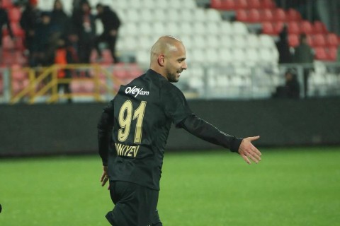 Coşqun Türkiyə kuboku ilə vidalaşıb