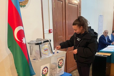 İdmançılarımız Azərbaycanda və ölkədən kənarda seçkidə fəal iştirak ediblər - FOTO