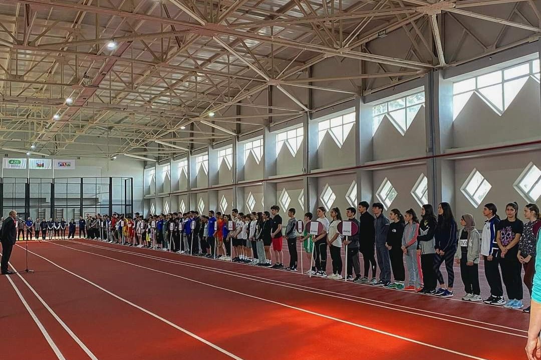 Yeniyetmələrin qış birinciliyi start götürüb - FOTO
