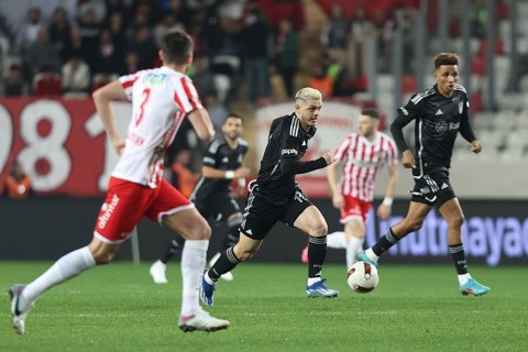 “Beşiktaş” və “Trabzonspor”dan əzimkar qələbə