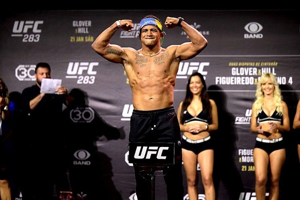 "Колби не станет чемпионом, зачем кому-то с ним драться" - громкое интервью Бернса о бое с Ковингтоном - ВИДЕО - ФОТО