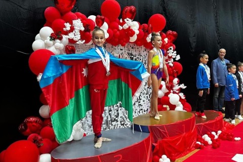 Десять медалей гимнасток "Оджаг Спорт" из Дубая - ФОТО