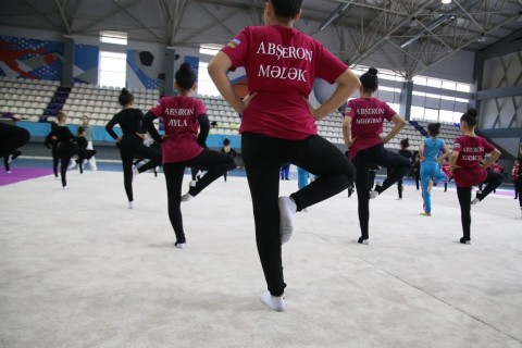Мастер-класс по гимнастики в Олимпийском комплексе Абшерона - ФОТО