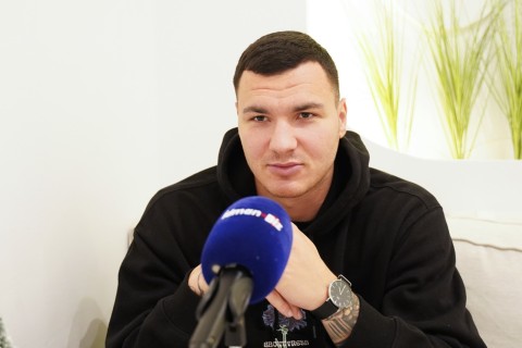 Эндар Поладханлы: "Мне передался талант от мамы" - лидер "Сабаха" рассказал о себе и своей звездной семье - ФОТО