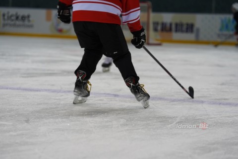 The recently established hockey team performed an open practice - PHOTO