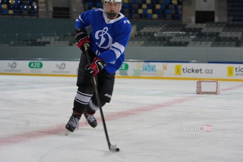 Yeni yaradılan hokkey komandasının açıq məşqi keçirilib - FOTO