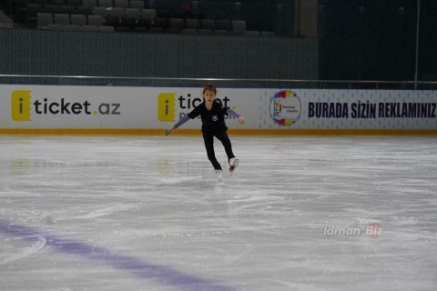 The recently established hockey team performed an open practice - PHOTO