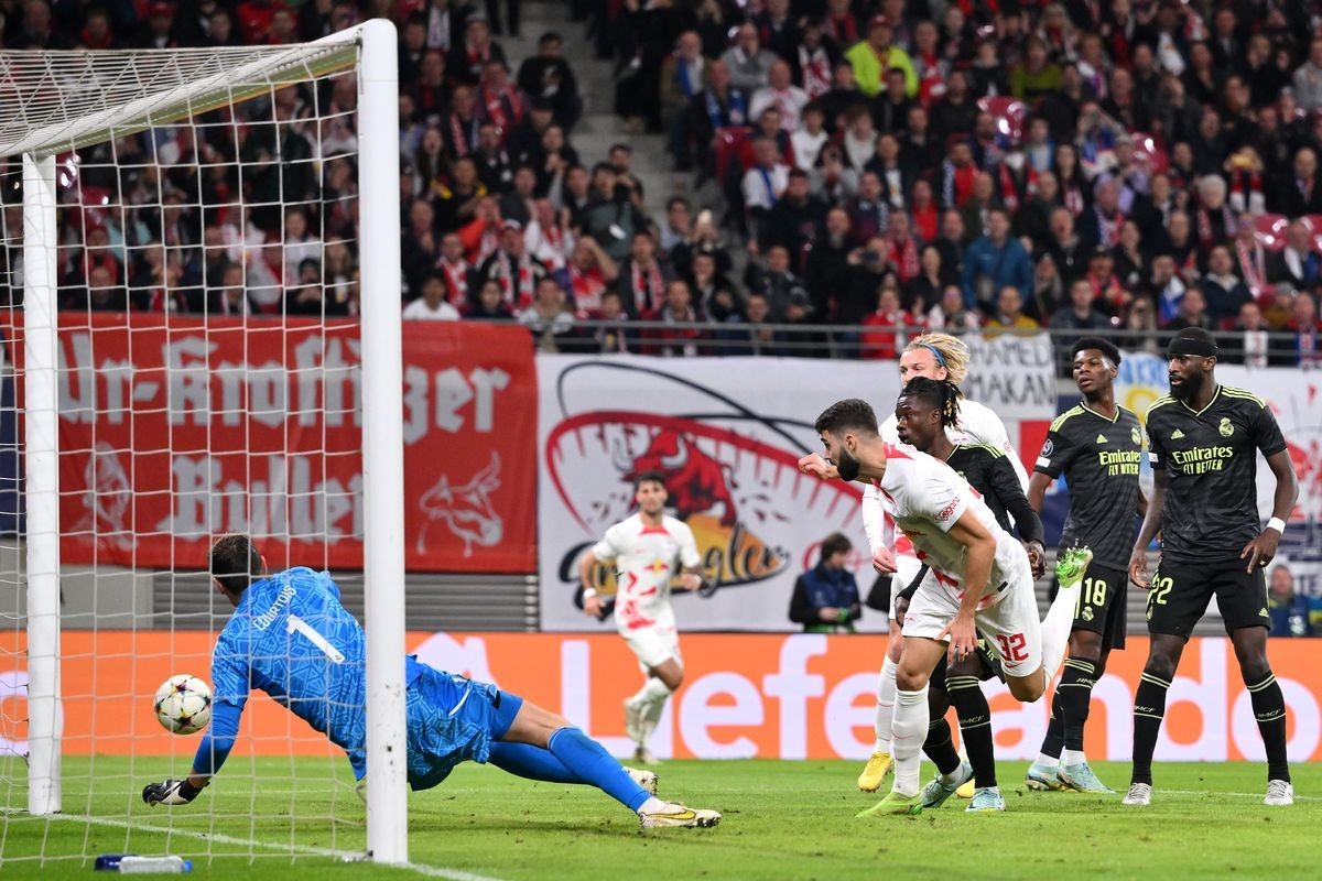 Старт 1/8 финала Лиги чемпионов: "Реал" и "Манчестер Сити" сыграют на выезде