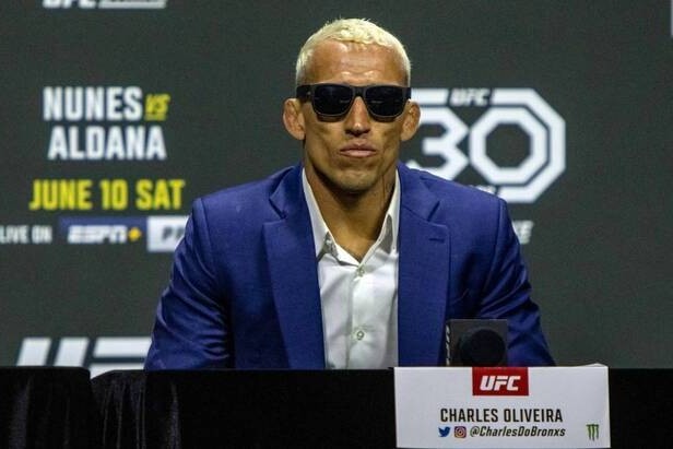 5 восходящих звезд UFC, проигравших ветеранам на спаде - ВИДЕО - ФОТО