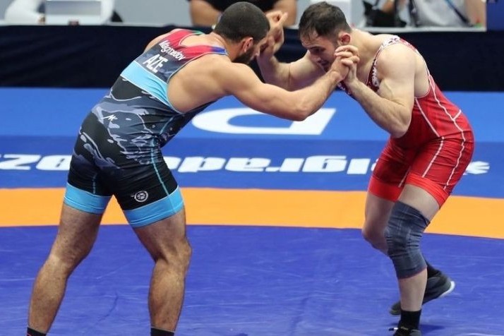 European Championship: 1 silver, 2 bronze medals from freestyle wrestlers