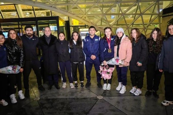 Azerbaijani wrestlers with the best results of the last 8 years in the European Championship, returned to their homeland - PHOTO