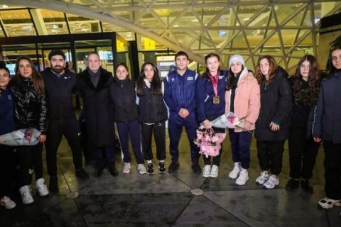 Azerbaijani wrestlers with the best results of the last 8 years in the European Championship, returned to their homeland - PHOTO