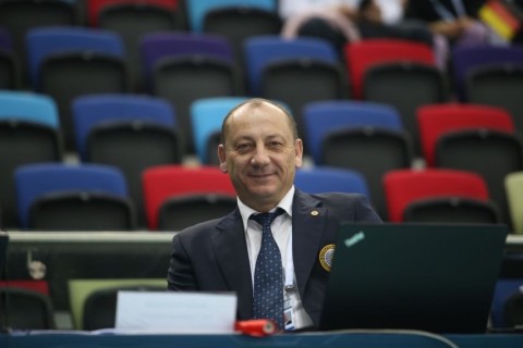 Член Техкома по прыжкам на батуте FIG проведет мастер-класс в Баку