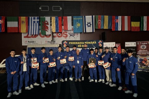 Boksçularımız beynəlxalq turnirdə 14 medal qazanıb - FOTO