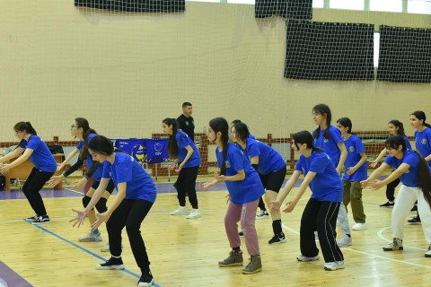 Sumqayıtda voleybol düşərgəsinə 40 yeniyetmə cəlb edilib - FOTO