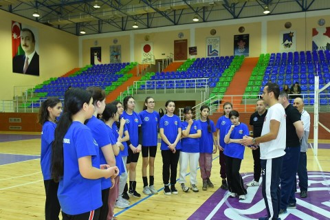 Sumqayıtda voleybol düşərgəsinə 40 yeniyetmə cəlb edilib - FOTO