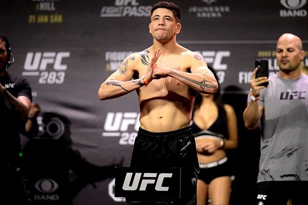 Претендентский бой Ройвала и Морено, реванш Ортеги и Родригеса. Анонс карда UFC Mexico - ВИДЕО - ФОТО