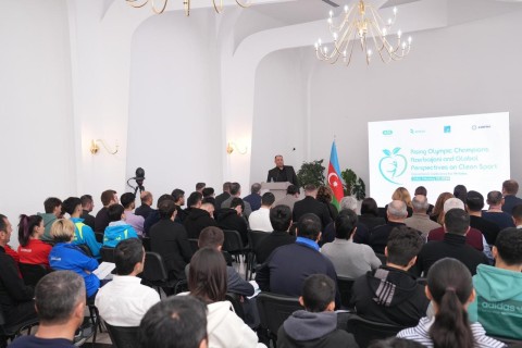 "Olimpiya çempionluğuna doğru: Təmiz idmanda milli və qlobal baxışlar” konfransı Qubada - FOTO