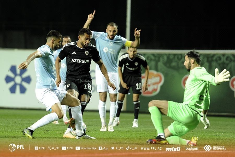 “Zirə”nin 10 oyunluq seriyası bitib, "Qarabağ"dan 18 xallıq fərq - VİDEO