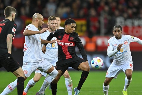 Bundesliqa: “Qarabağ”ın rəqibi itkisiz irəliləyir