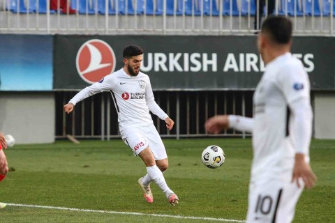 “Neftçi” “Qarabağ”la oyun öncəsi zədəli futbolçularının durumunu açıqlayıb