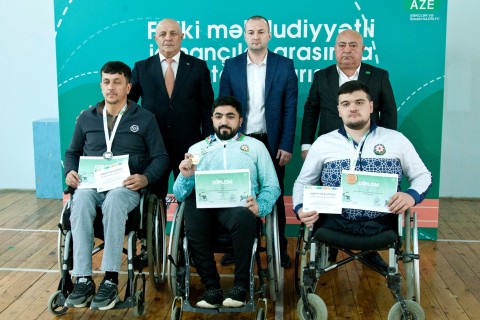 "İdman həftəsi": Fiziki məhdudiyyətli idmançılar arasında estafet yarışı keçirilib – FOTO