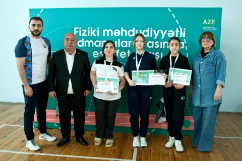 "İdman həftəsi": Fiziki məhdudiyyətli idmançılar arasında estafet yarışı keçirilib – FOTO