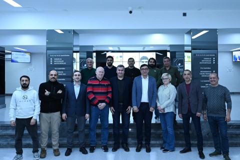 Фарид Гаибов встретился со спортивными фотографами - ФОТО