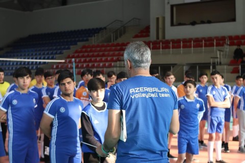 Главный тренер сборной провел селекцию в Товузе - ФОТО