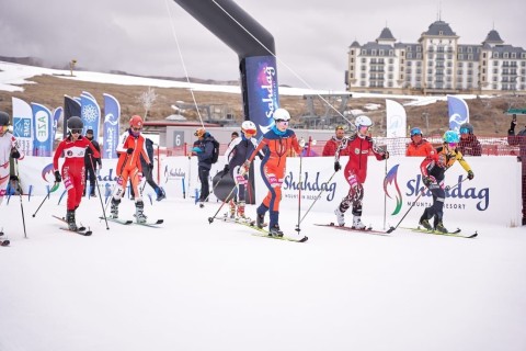 Две медали Азербайджана на соревнованиях по лыжному альпинизму