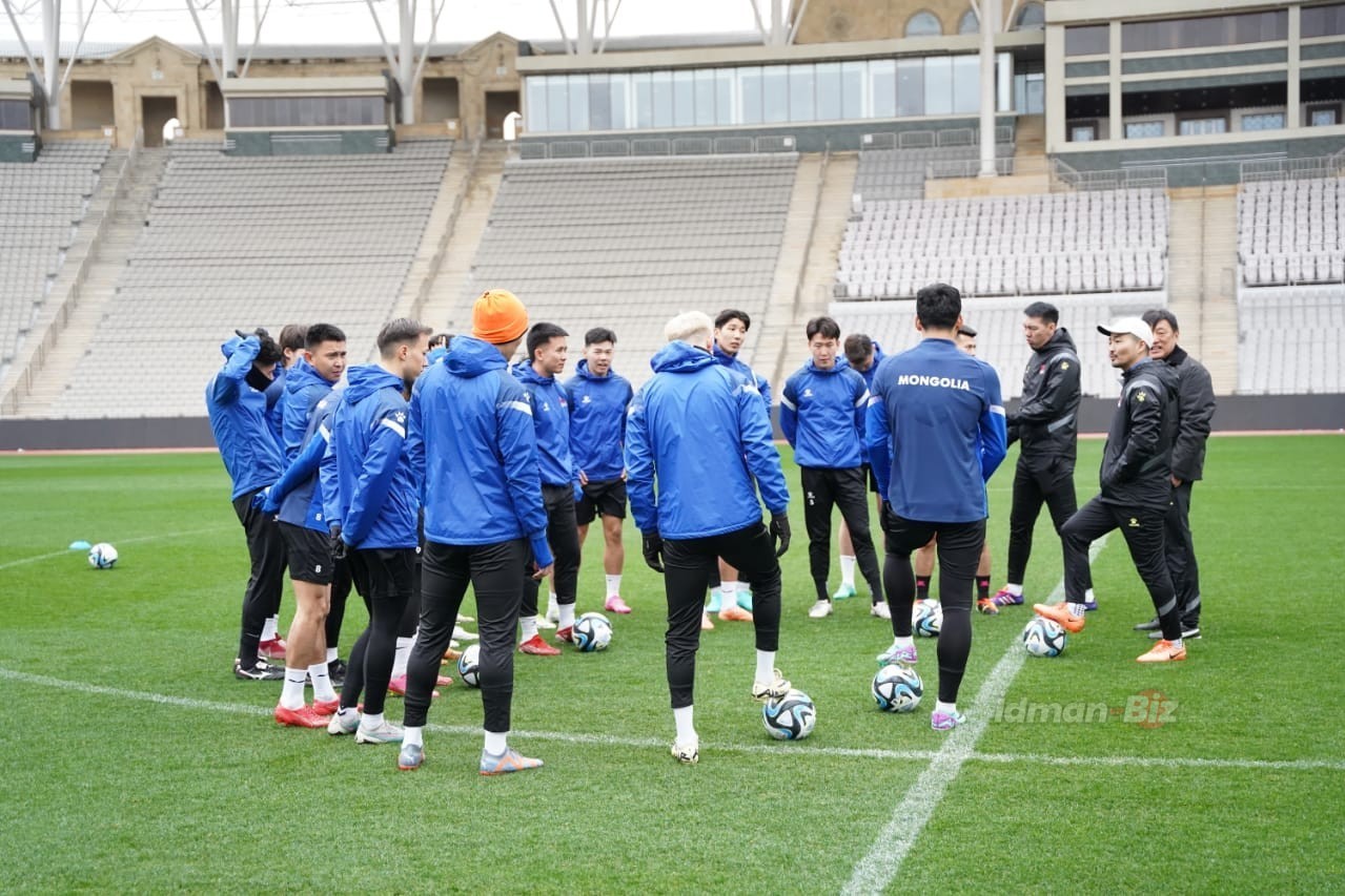 Mongolian national team trains in Baku - PHOTO