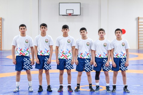 Meeting with European Championship's distinguished wrestlers - PHOTO