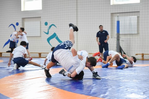 Meeting with European Championship's distinguished wrestlers - PHOTO