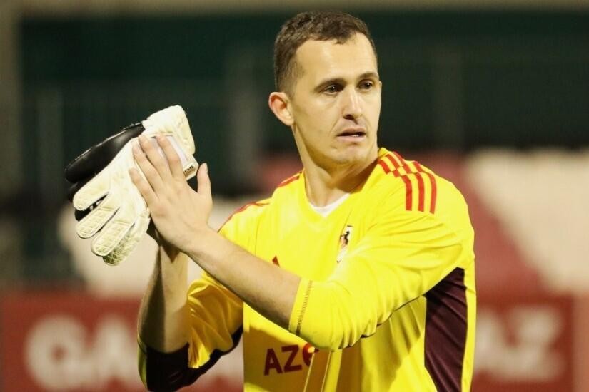 Qarabag is negotiating with a Russian football player