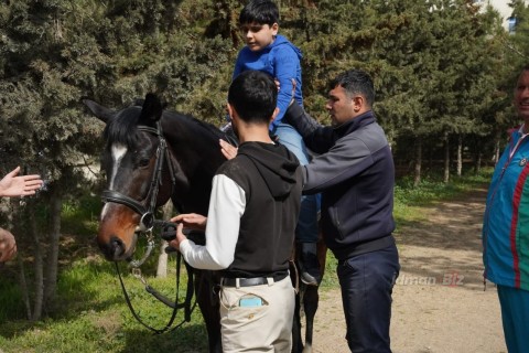 Autizm sindromlu uşaqlar üçün Cıdır Atçılıq Mərkəzində tədbir - FOTO - VİDEO
