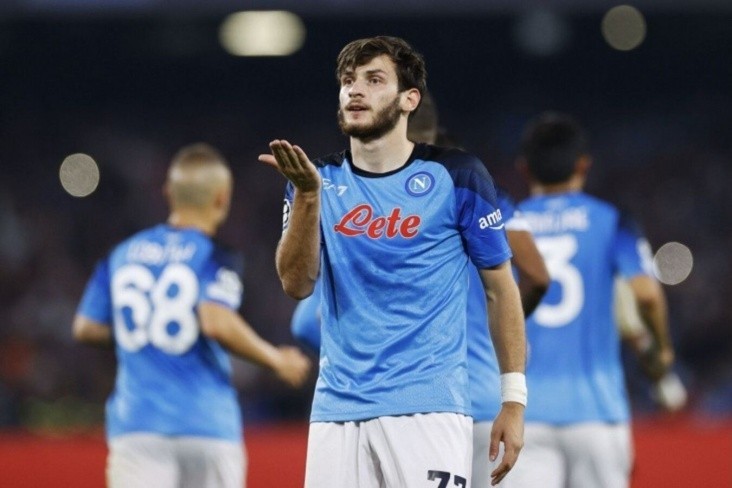 Кварацхелия перейдет в "Барселону"?