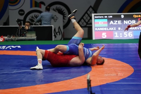 Parisə “biletlər” üçün mübarizə FOTOLARDA