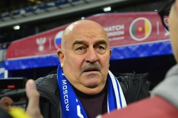 Черчесов не хочет работать в сборной Азербайджана