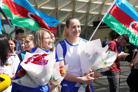 Сборная Азербайджана по баскетболу вернулась на родину - ФОТО - ВИДЕО
