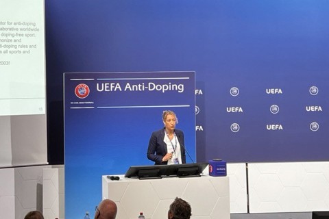 Представитель AMADA на мероприятии УЕФА - ФОТО