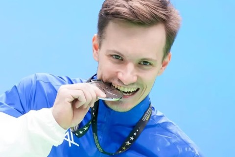 Nikita Simonov Avropa çempionatında gümüş medal qazanıb - FOTO