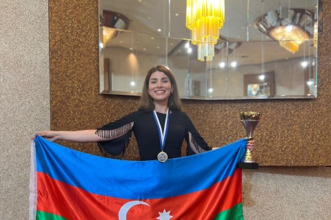 Ульвия Фаталиева получила кубок, специальные награды для двух наших шахматисток - ФОТО