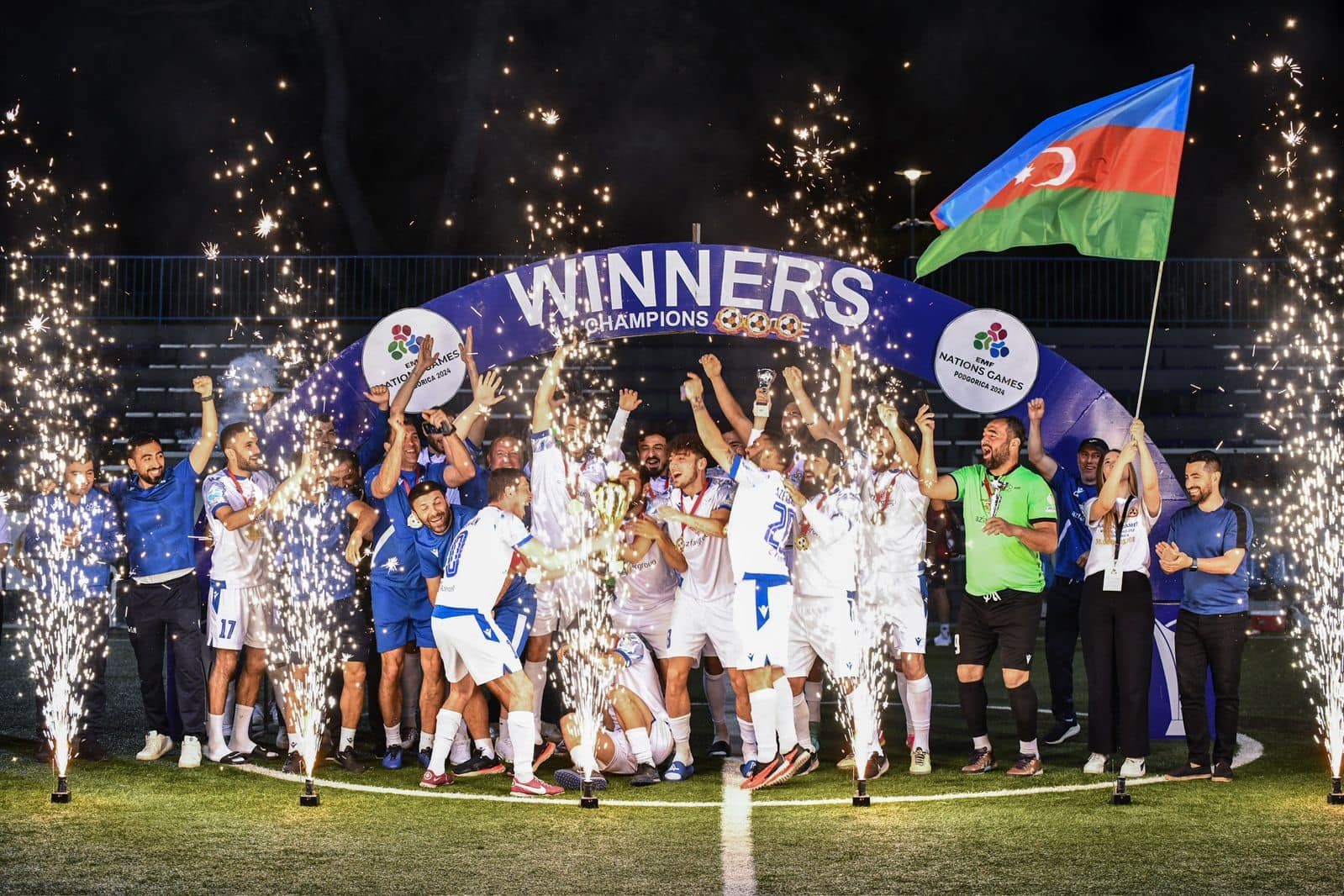 Millimiz dünya çempionuna qalib gəlib - FOTO