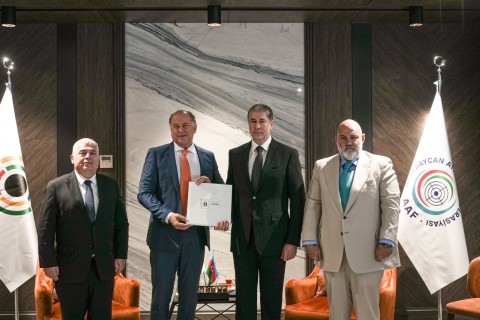 Вилаят Эйвазов удостоен золотой медали ISSF - ФОТО
