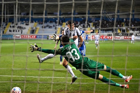 Neftchi repeated their record