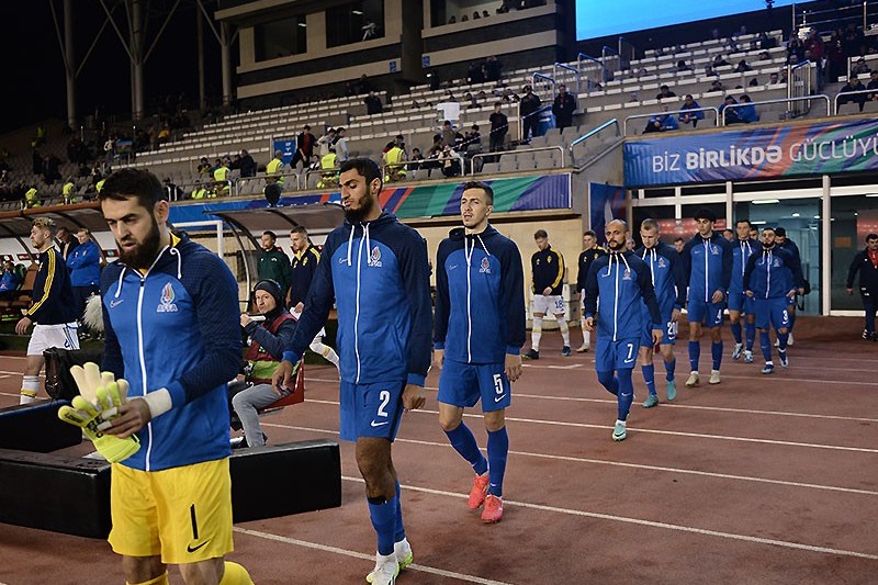 Кто повезет нашу сборную в Венгрию?