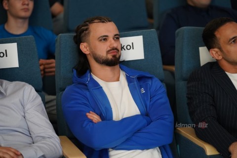 Federasiya prezidenti: “Rüstəmin ən böyük qələbəsi güclü iradəsidir” - FOTO